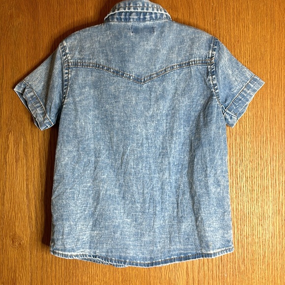 7 For All Mankind Denim Button Down Collared Shirt with Chest Pockets - Picture 3 of 7